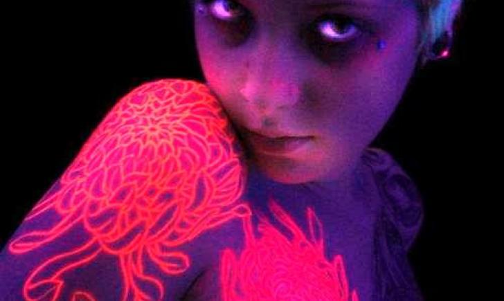 uv tattoo artist 109 best tattoo uv and white ink images on uv tattoo artist 109 best tattoo uv and white ink images on