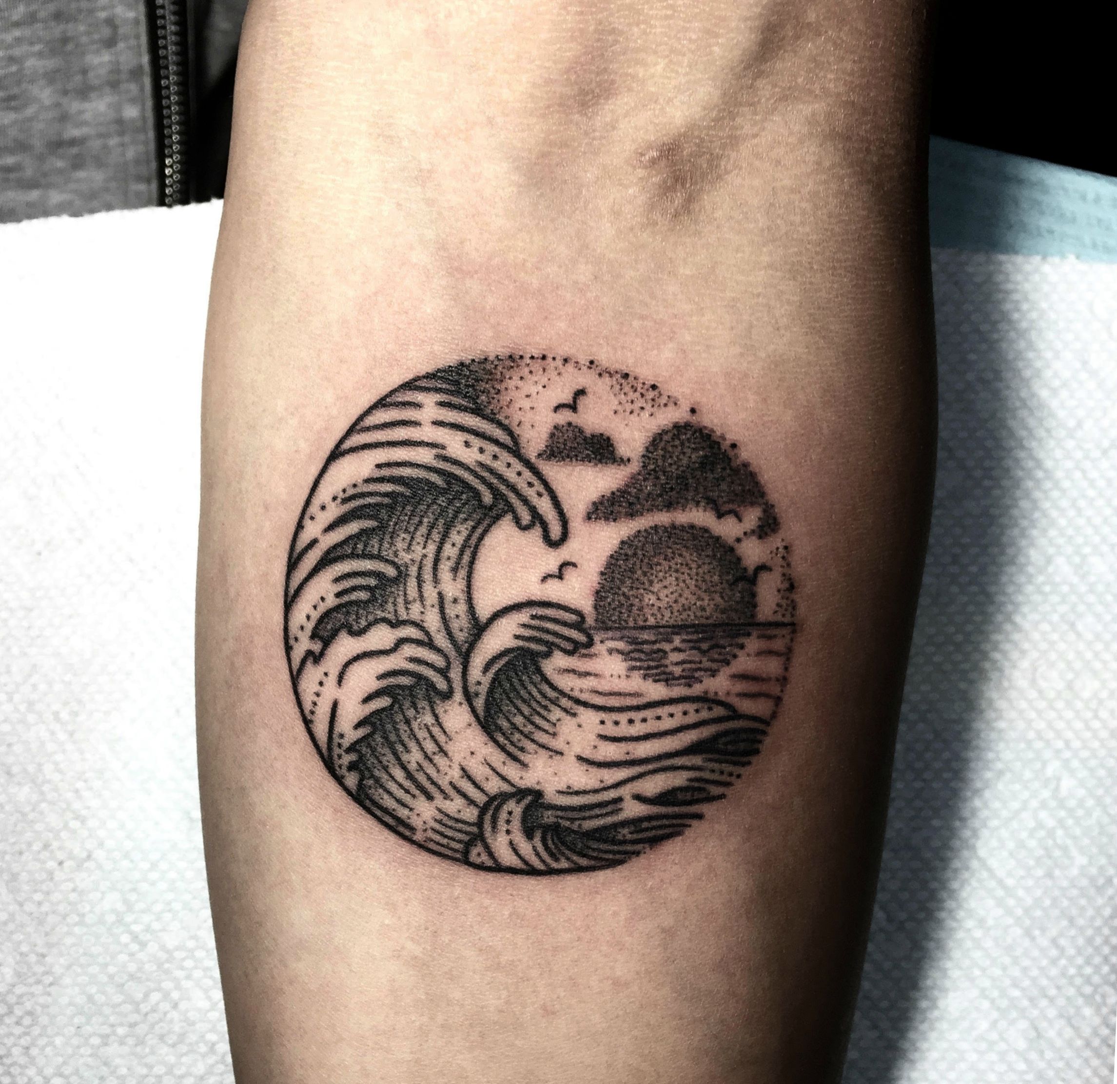 sea wave tattoo